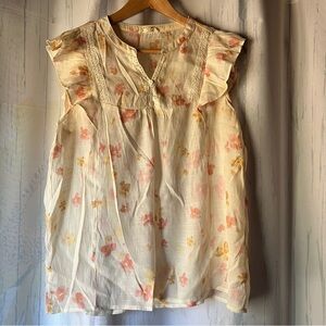 COMO BLU Off White Floral Top